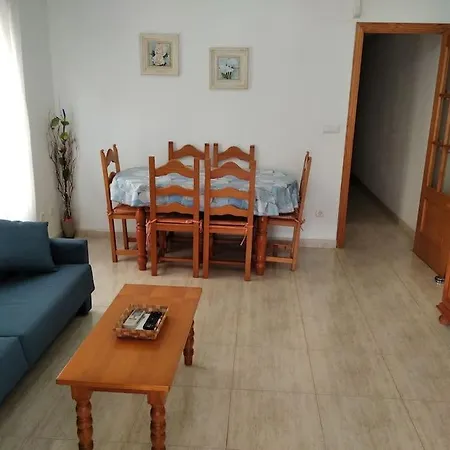 Sol Playa Y Cocina Mediterranea En Tu גוארדמר דל סגורה